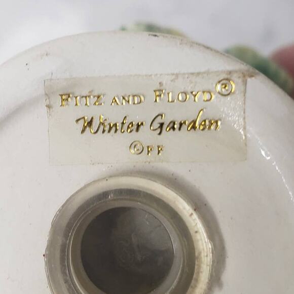 Fitz and Floyd Winter Garden salt and pepper shaker set, Preowned christmas - Picture 5 of 5